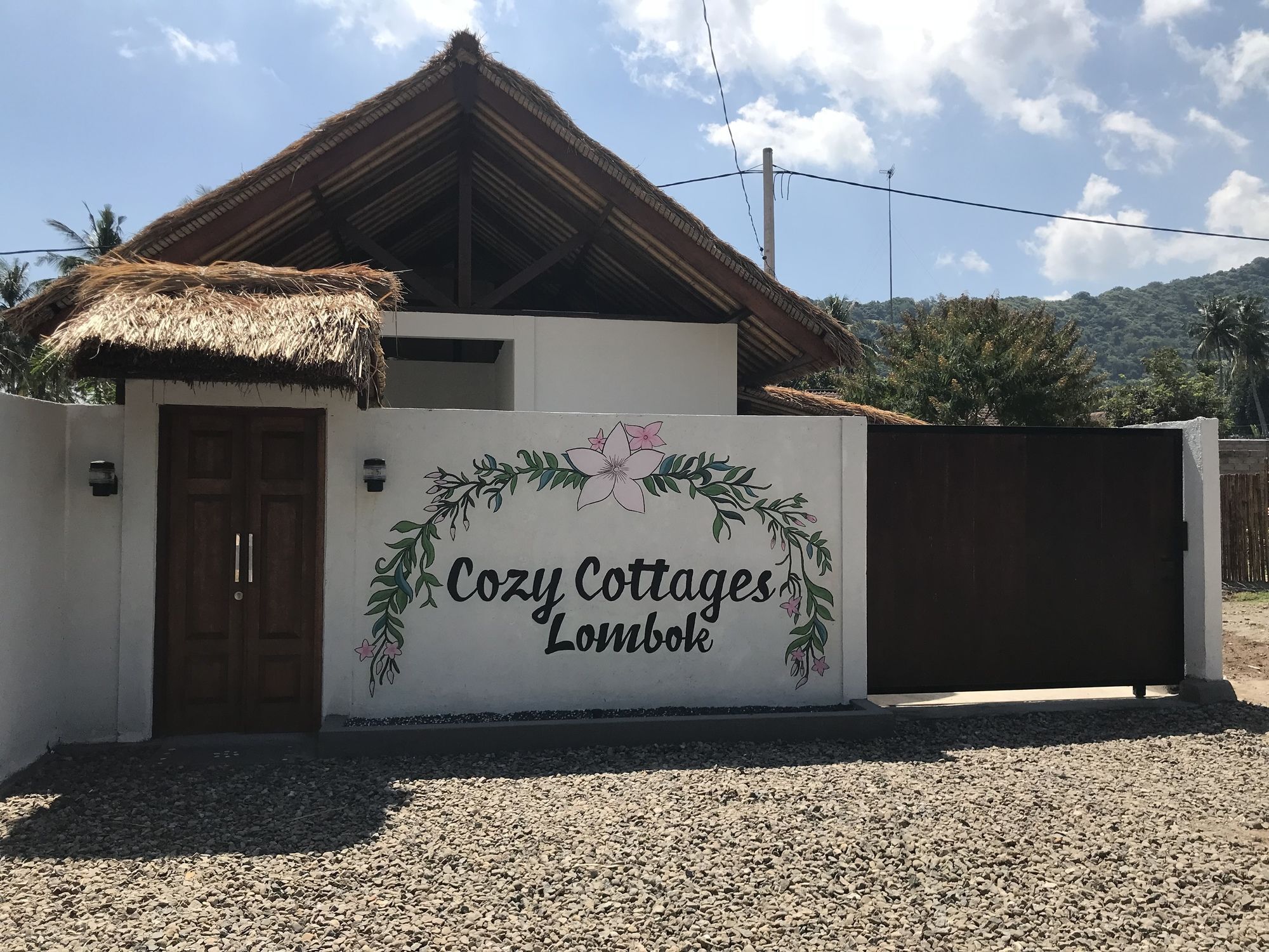 Cozy Cottages Lombok Senggigi Buitenkant foto